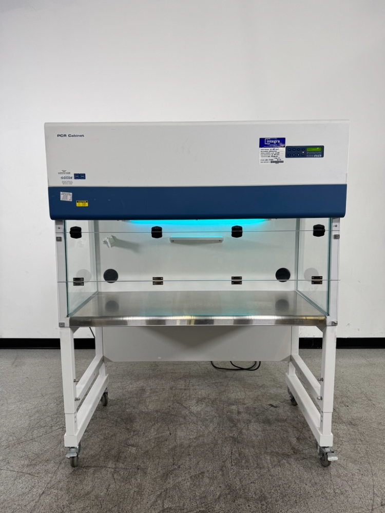 Image of Esco 4' PCR Cabinet